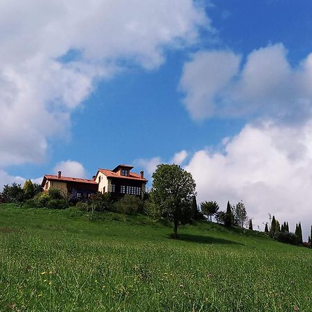 Heredad De La Cueste Llenin Exterior photo