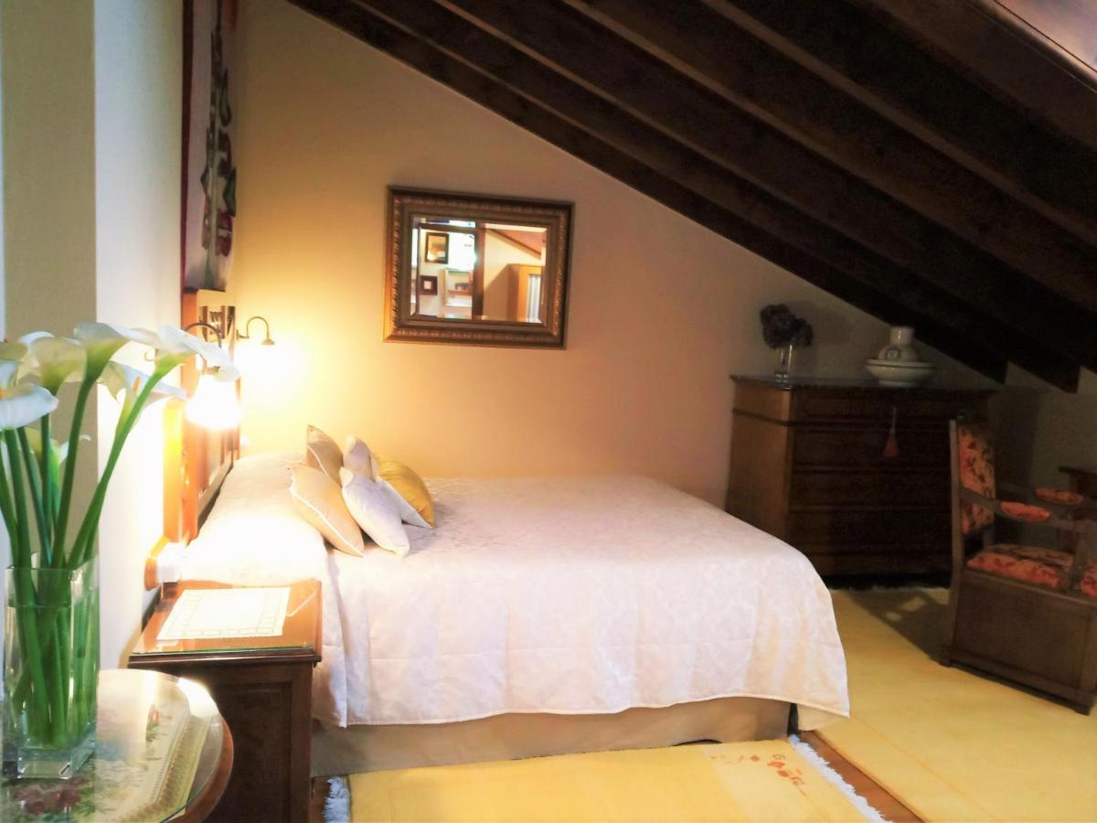 Heredad De La Cueste Llenin Exterior photo